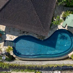 3* Hotel Oma