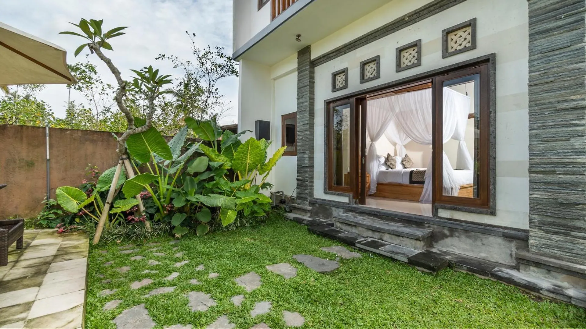 Tenggala Villa Ubud 2*, Ubud (Bali)